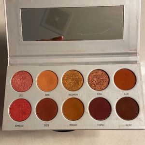 Morphe x Jaclyn Hill The Vault Ring The Alarm Eyeshadow Palette